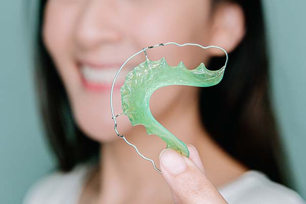 Tips From an Orthodontist for Using Retainers After Treatment from Smile By Dr. K in Chatsworth, CA
